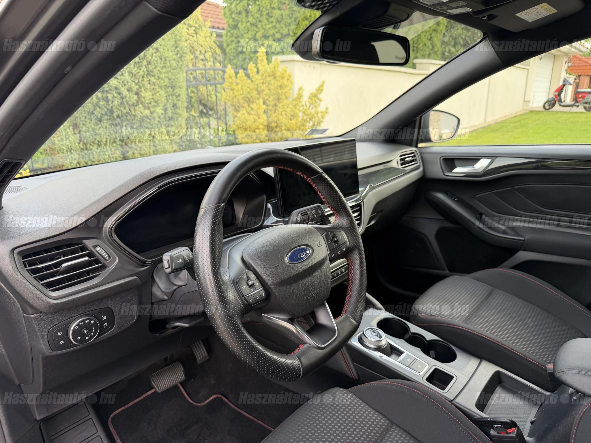 Ford Focus 1.5 EcoBlue ST-Line (Automata) – 11