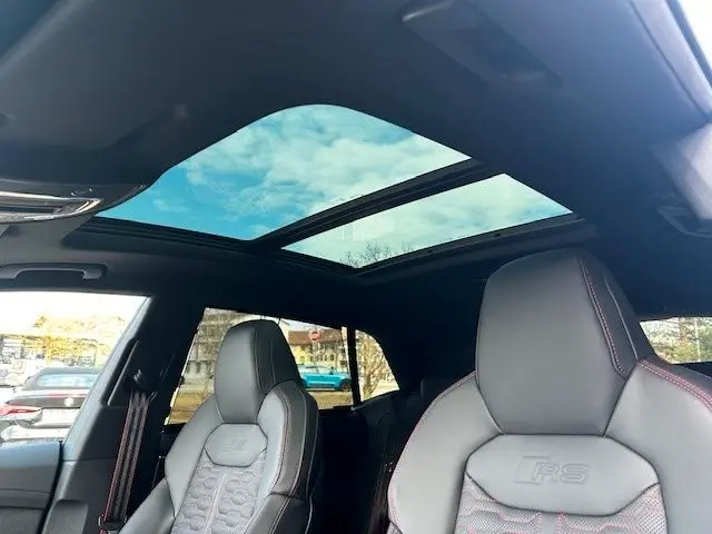 Audi RSQ8 performance/OLED/Standheizung/Vmax305/Pano – 21