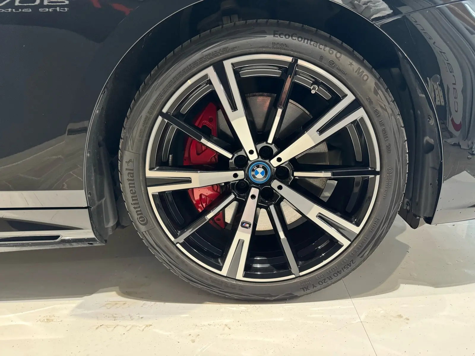 BMW i5 M60 xDrive i5M60 xDrive – 4