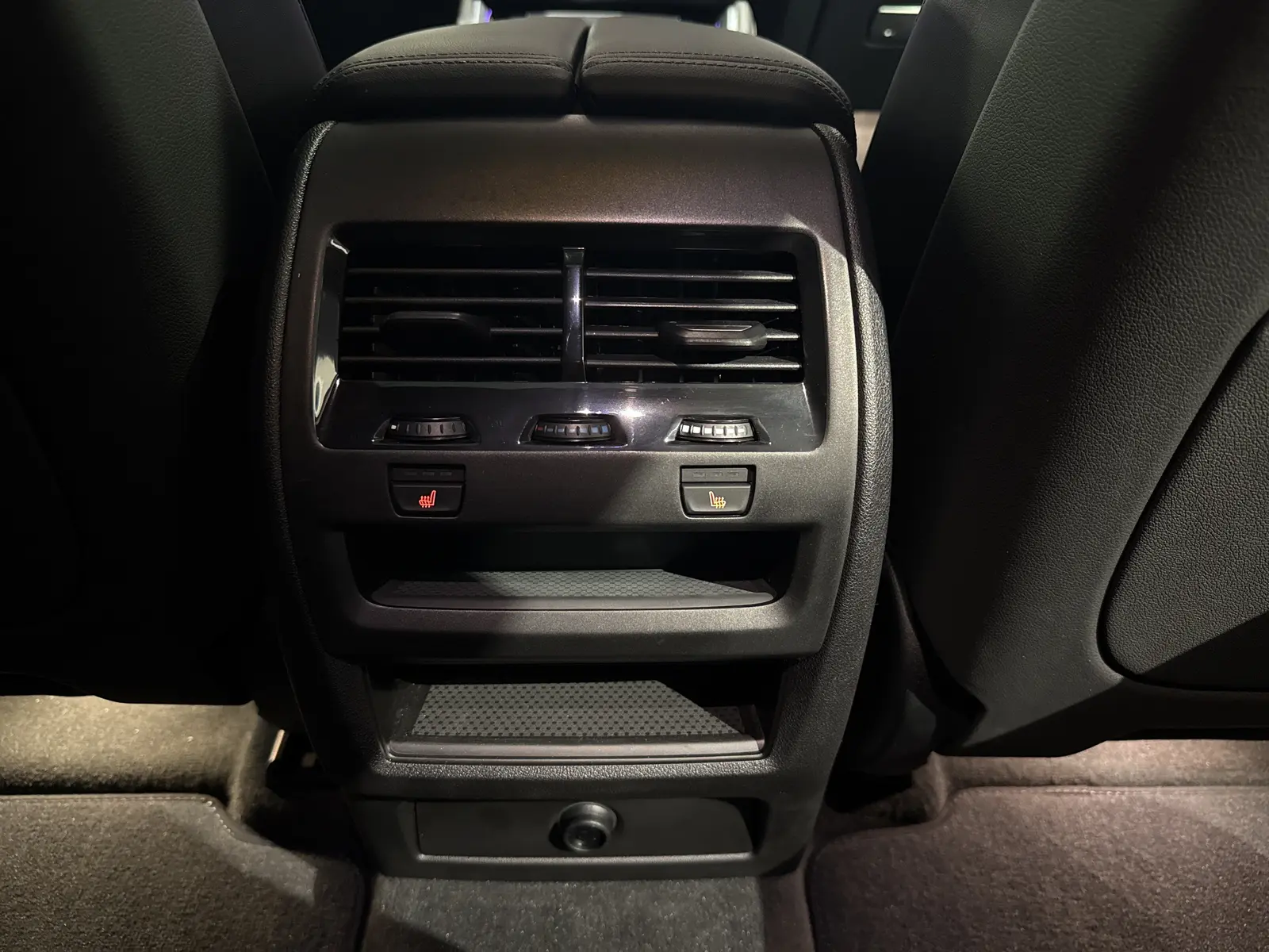 BMW X6 xDrive30d M Sport Pro "22" INDIVIDUAL – 30