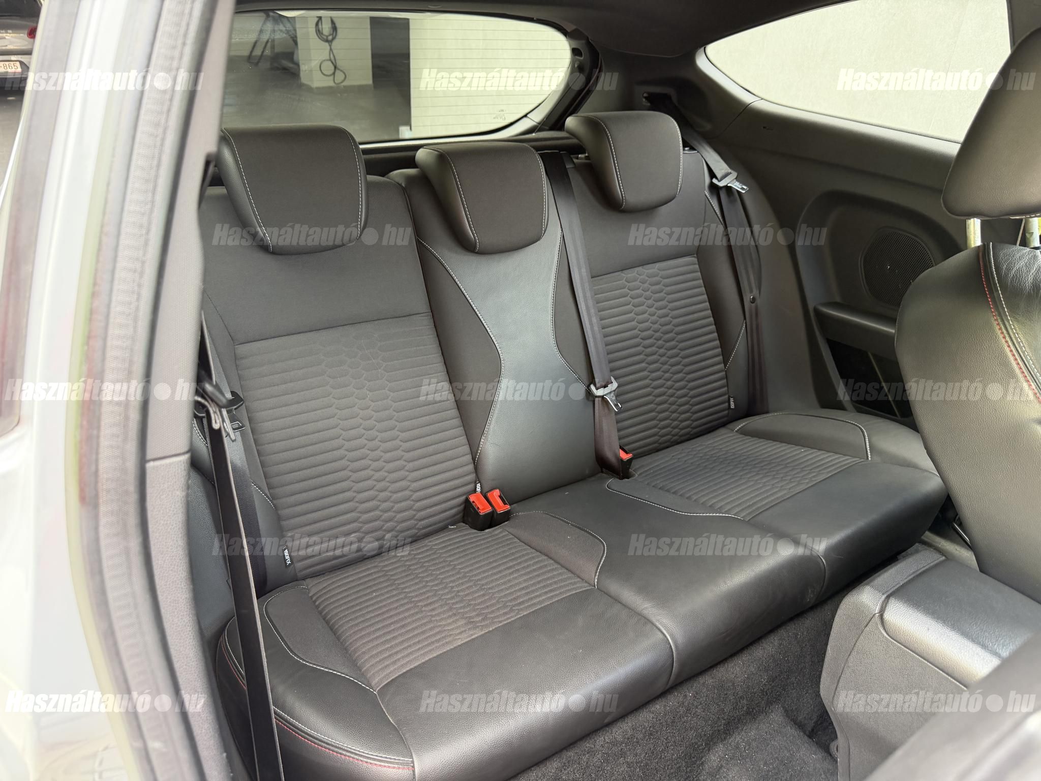 Ford Fiesta 1.6 GTDi ST200 – 2