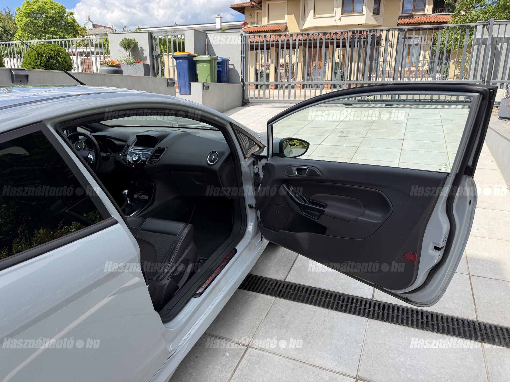 Ford Fiesta 1.6 GTDi ST200 – 9
