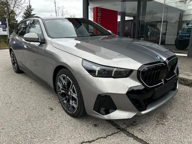 BMW 530e xDrive Touring/Pano/Bower/Assist/*UVP 93k – 2