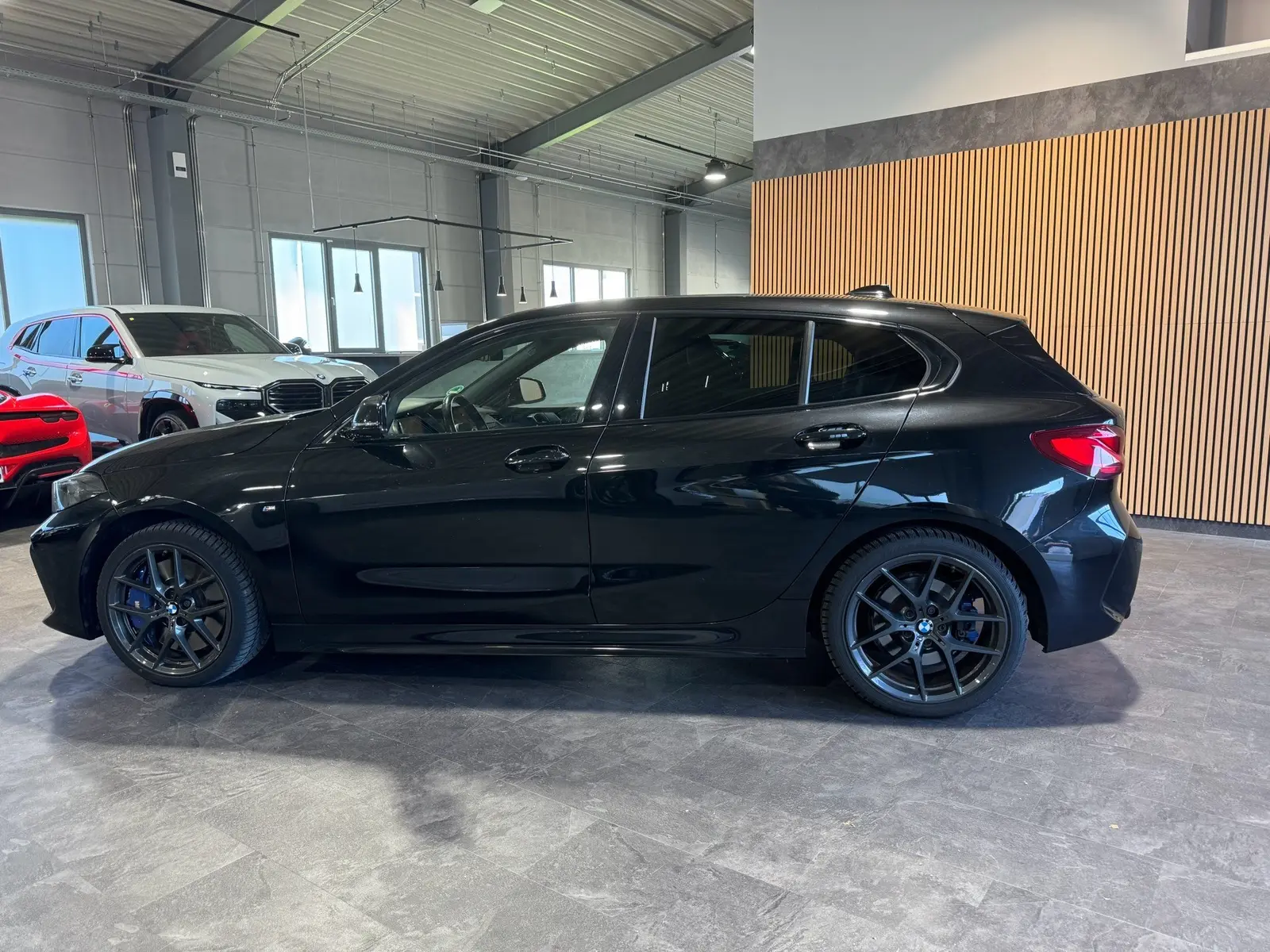 BMW 120d xDrive M Sport A – 3