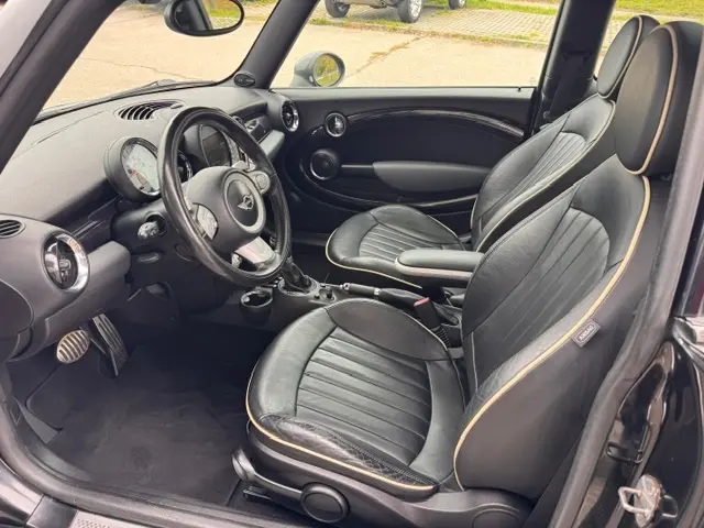MINI Cooper S Navi/Leder/Pano/Automatik/H&K – 12