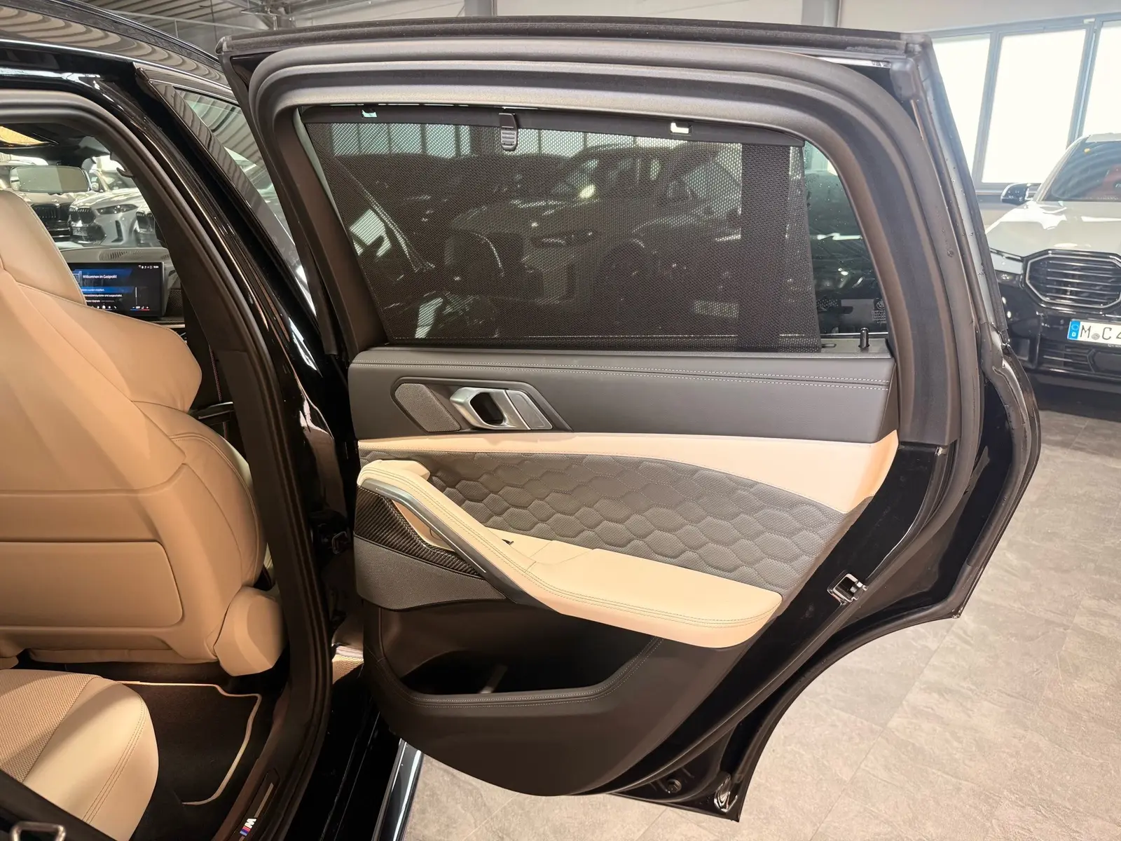 BMW X6 M Competition CARBON H&K "22" – 28