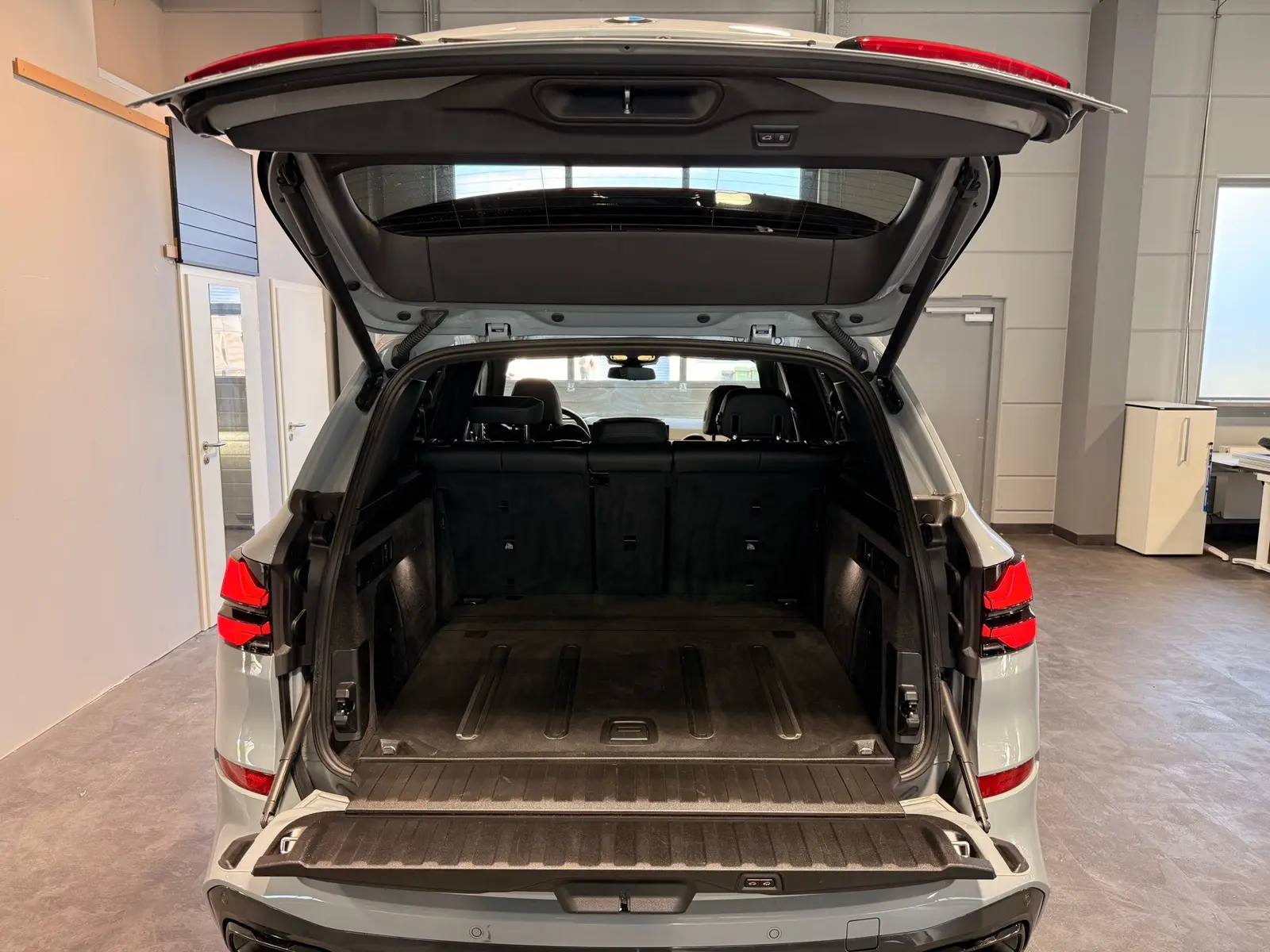 BMW X5 xDrive30d M Sport Pro "22" AHK H&K – 9