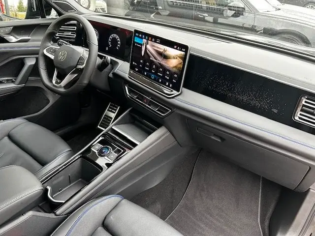 Volkswagen Tiguan 2.0TDI R-Line/Matrix/HUD/Vollausstattung – 13