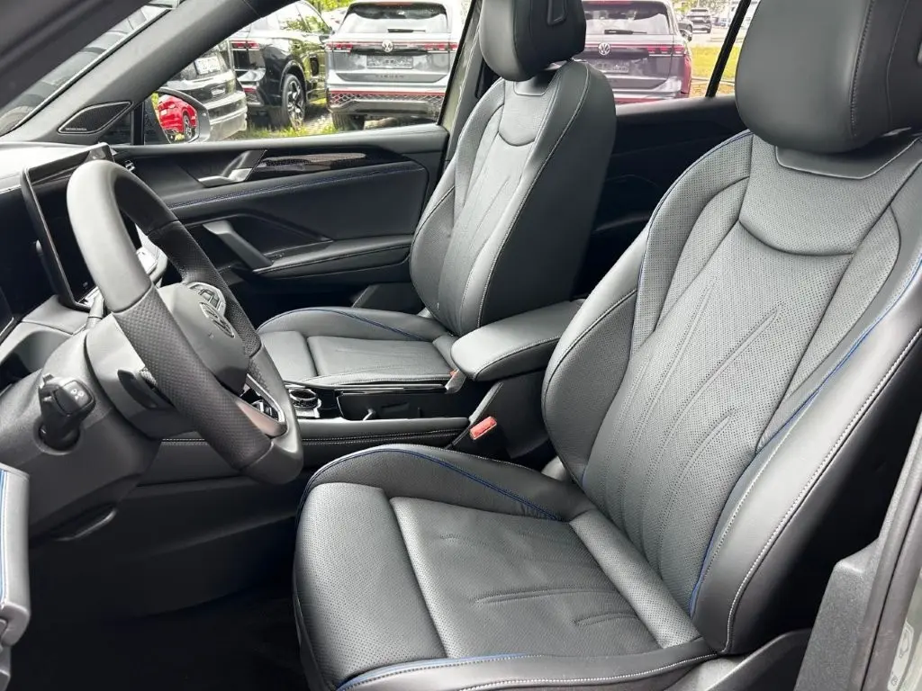 Volkswagen Tiguan 2.0 TDI R-Line/Matrix/AHK/HUD/Pano/Voll!! – 15