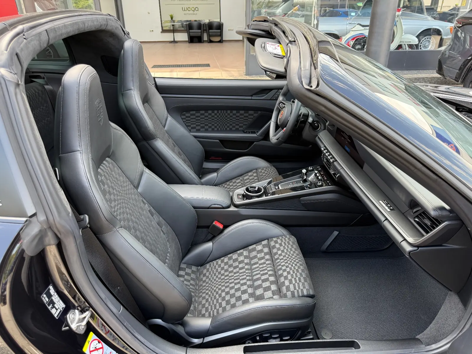 Porsche 992 Targa 4S/480hp/Pacha/Black-Black/*UVP 220k – 14