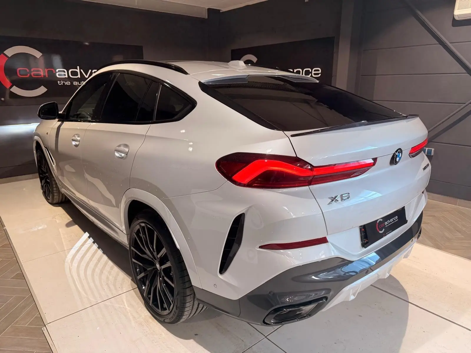 BMW X6 xDrive30d M Sport Pro Panoráma AHK – 7