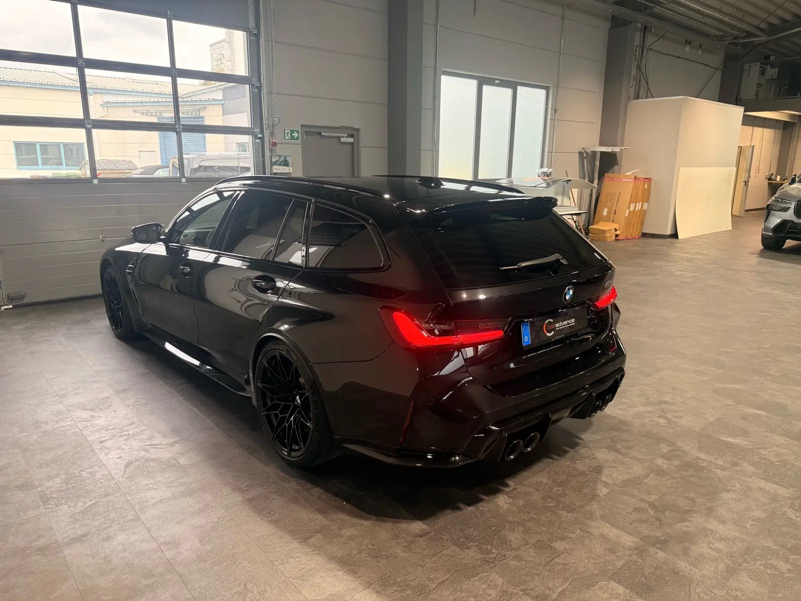 BMW M3 Competition Touring xDrive CARBON H&K – 7