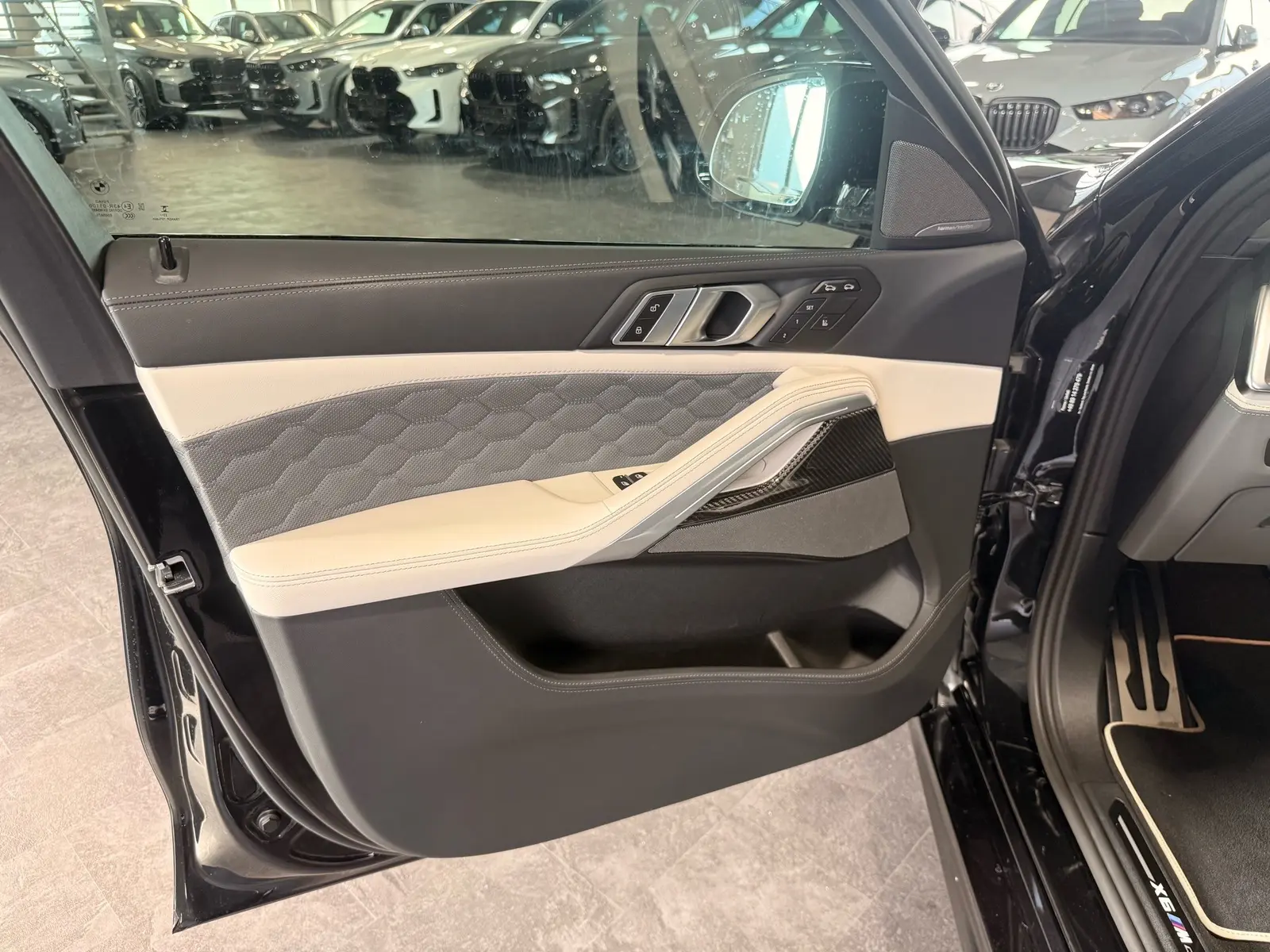 BMW X6 M Competition CARBON H&K "22" – 9