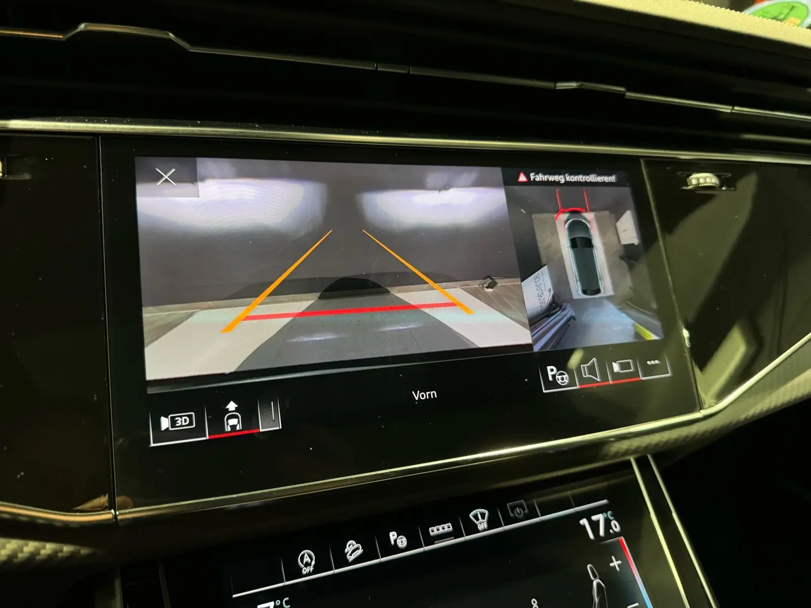 Audi Q8 – 14