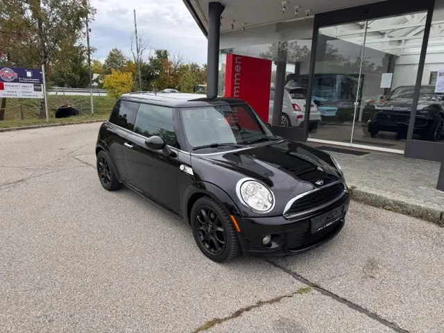 MINI Cooper S Navi/Leder/Pano/Automatik/H&K