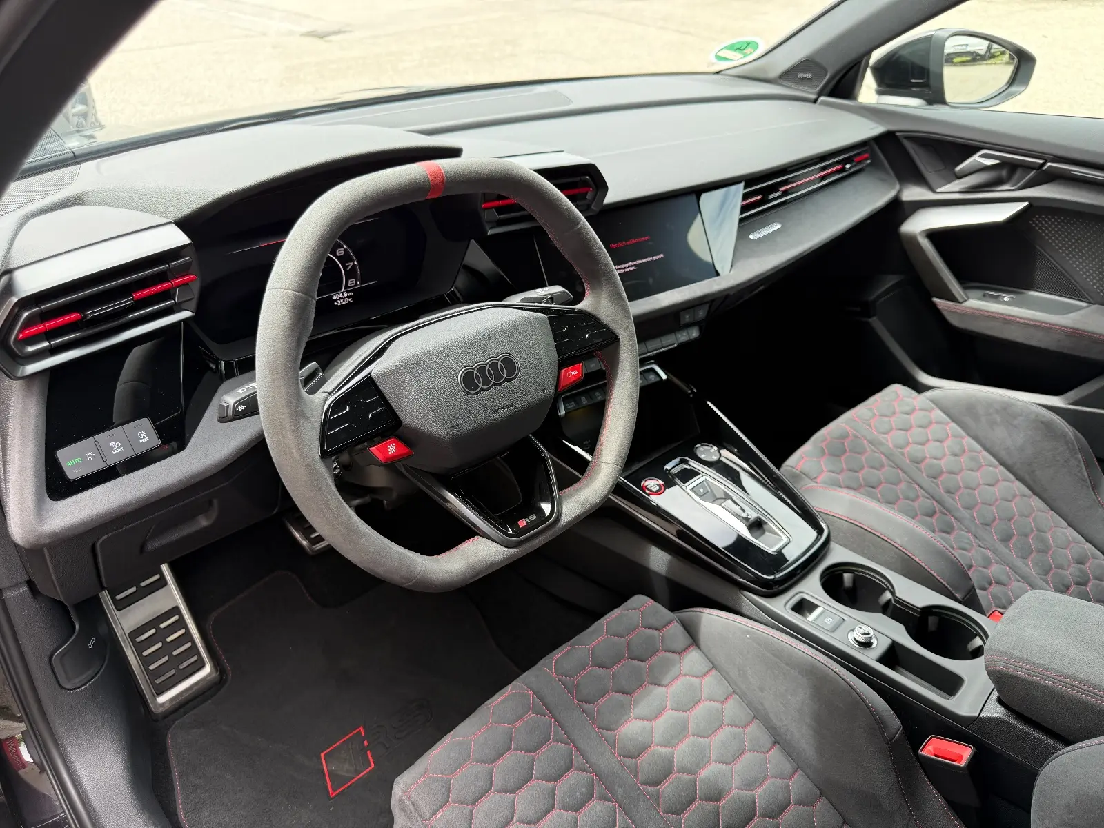 Audi RS 3 Limousine/Individual/Schalensitz/Pano/Sport – 8