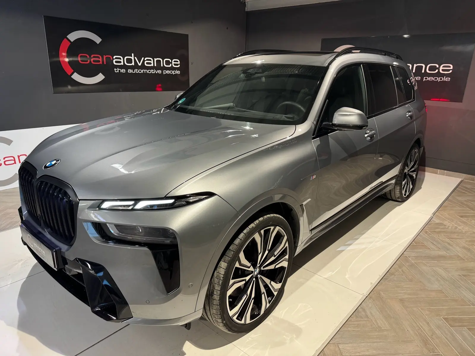 BMW X7 xDrive40d M Sport Pro "23" H&K – 4