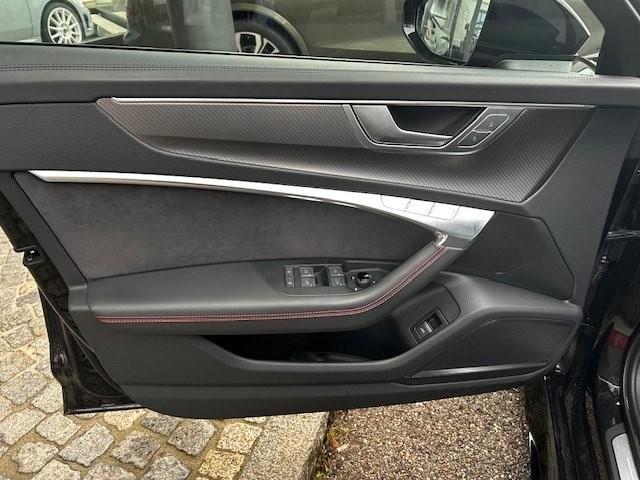 Audi RS6 performance/B&O/22"/HUD/Pano/AHK – 12