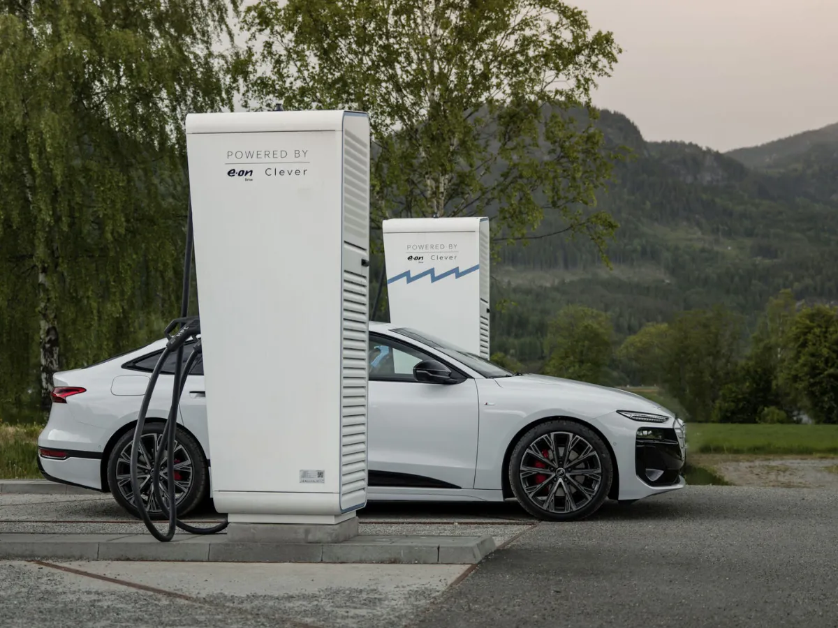 Audi A6 Sportback e-tron while charging