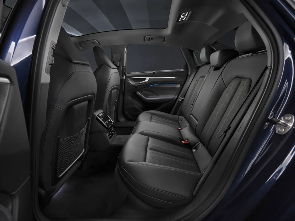 Audi A6 Limousine Cockpit-Detail
