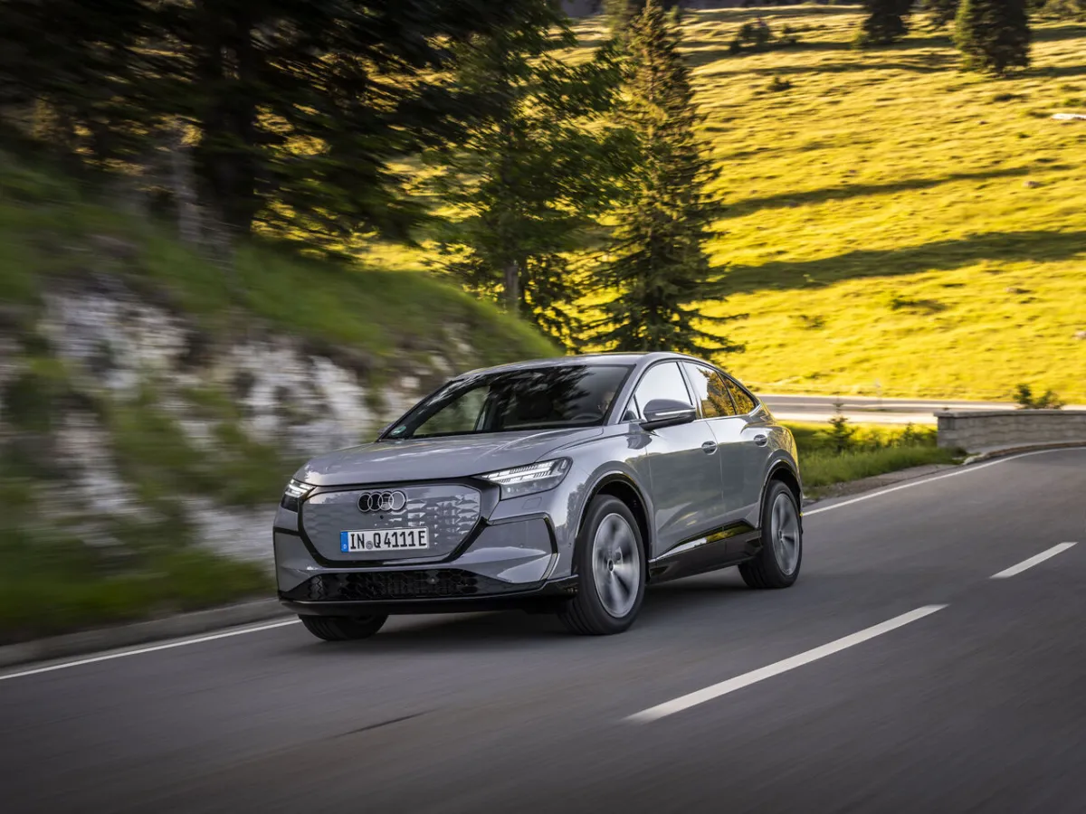 Audi Q4 Sportback e-tron — bérlés