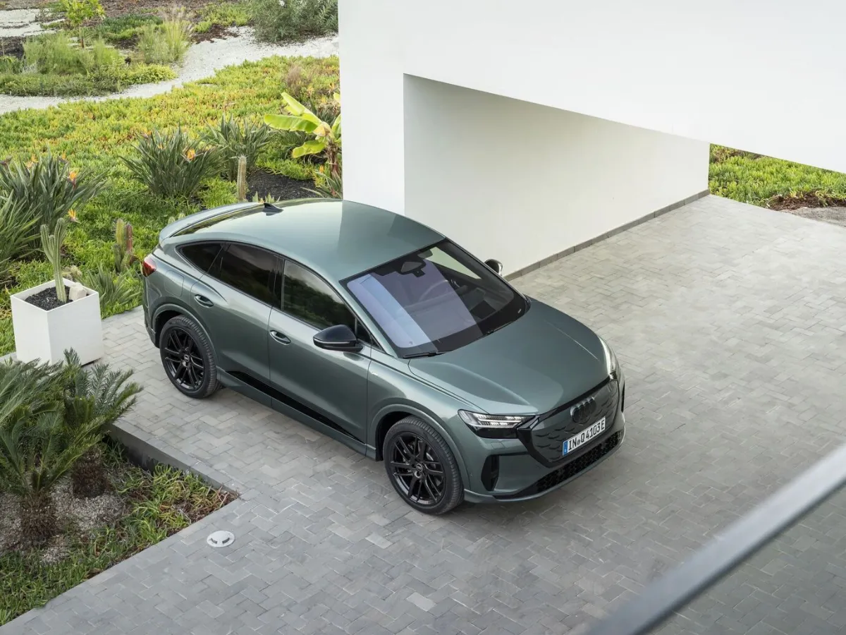 Audi Q4 Sportback e-tron felülnézet