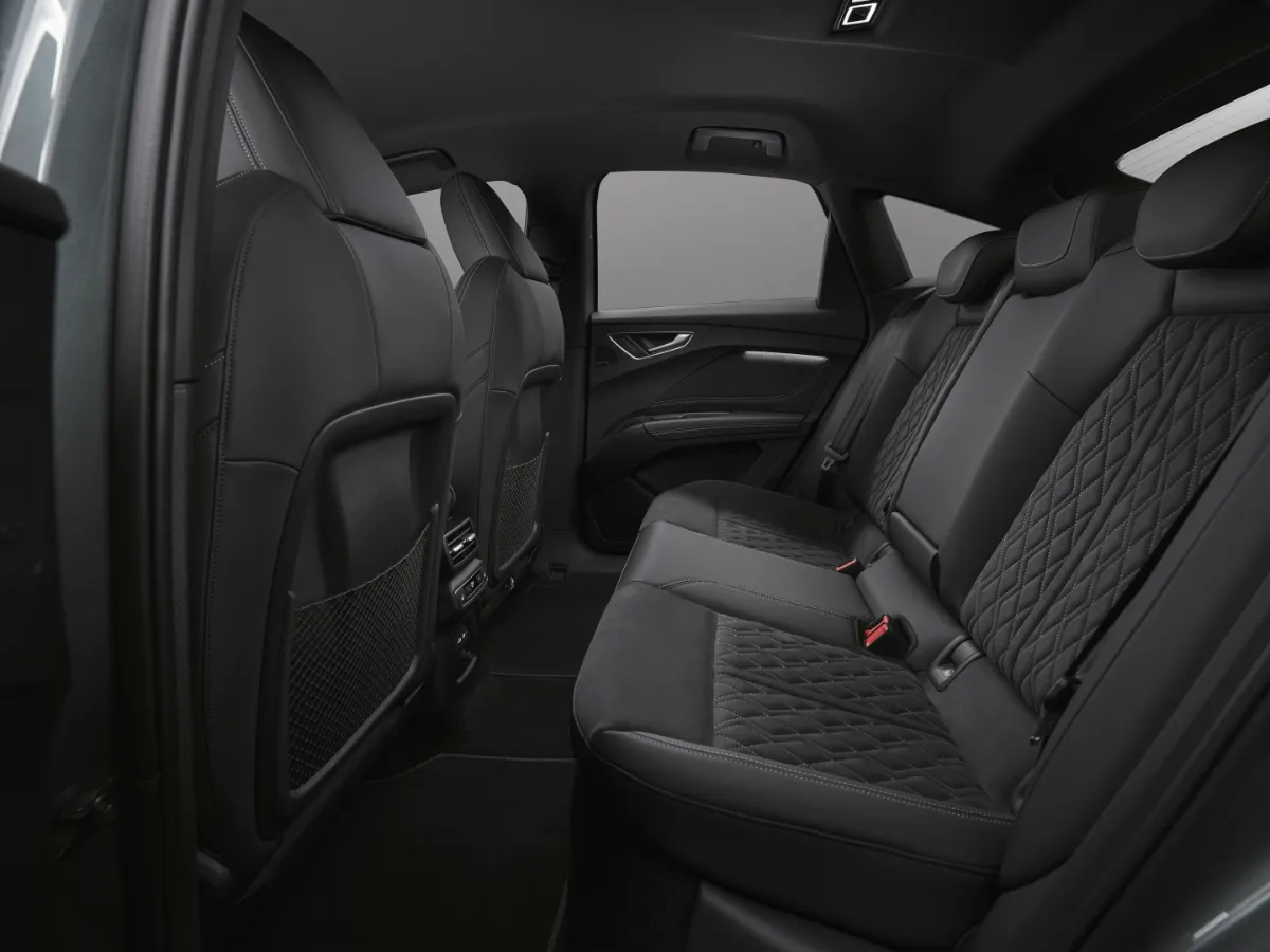 Audi Q4 Sportback e-tron vezetőtér részlete