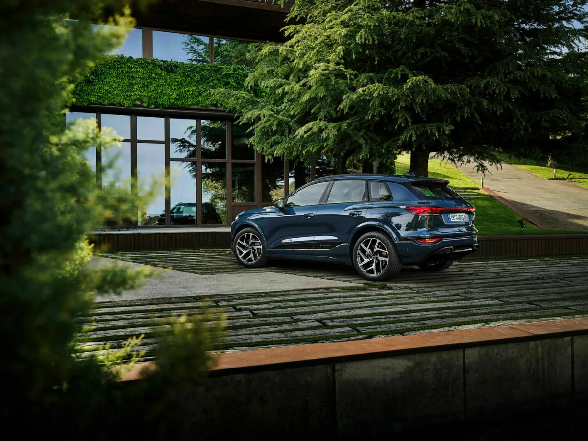 Audi Q6 e-tron performance — Neuwagen aus Deutschland