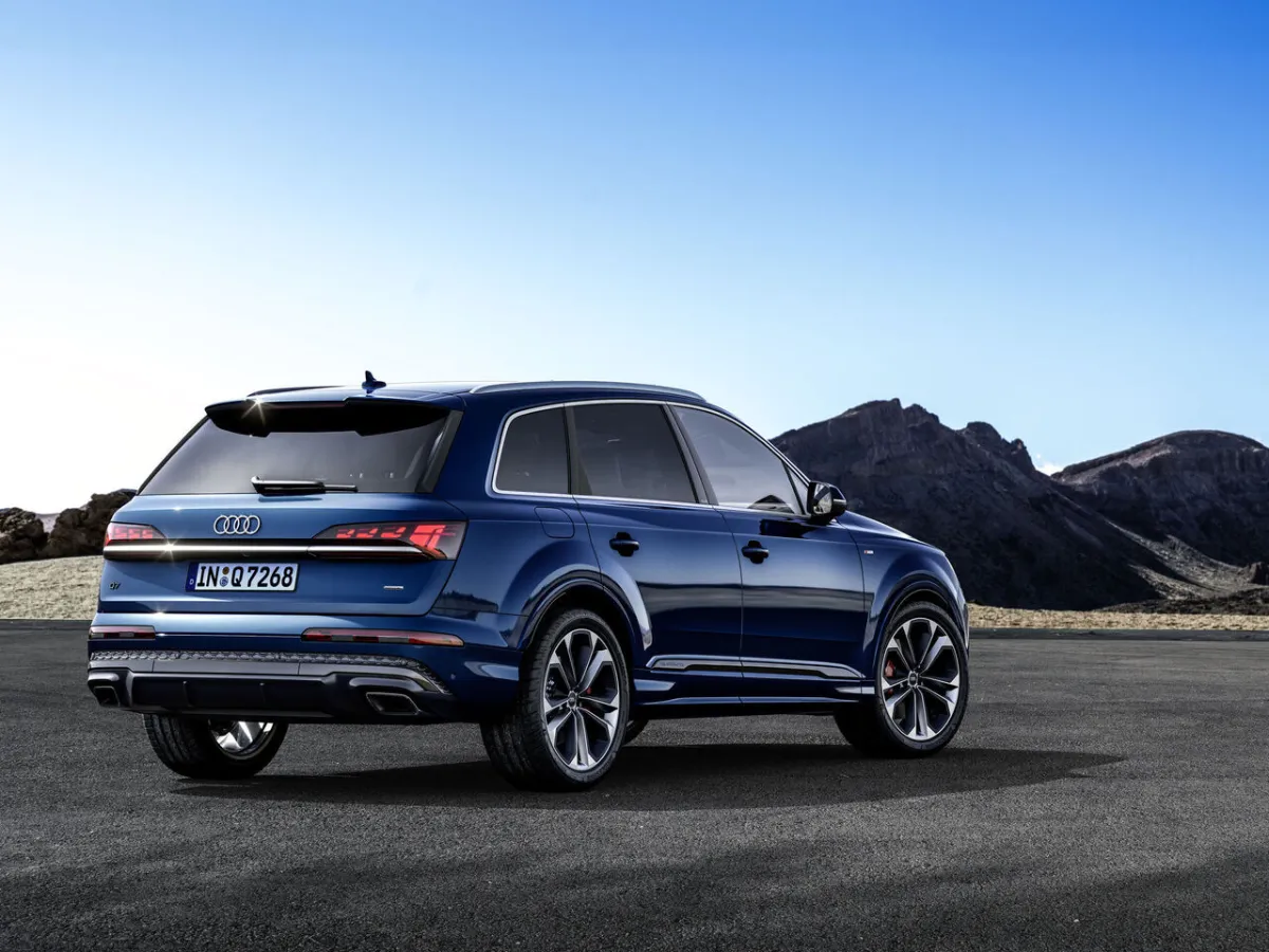 Audi Q7 von hinten