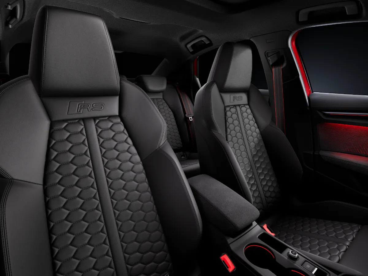 Audi RS 3 Limousine Innenraum, Armaturenbrett