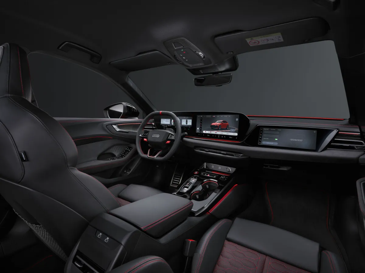 Audi RS 5 Avant vezetőtér részlete