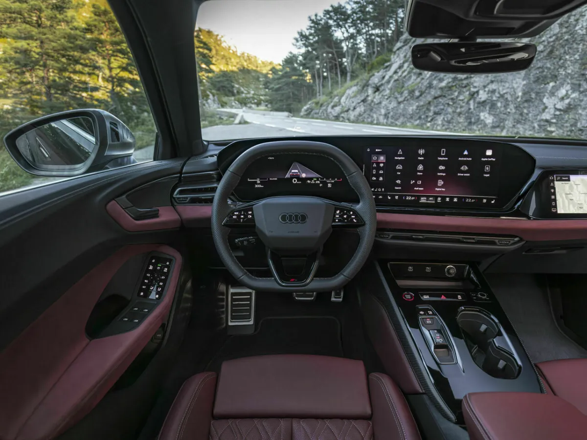 Audi S5 Avant cockpit with burgundy leather seats