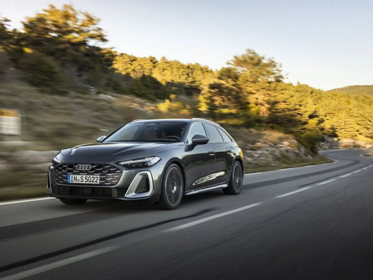 Audi S5 Avant rental — a 367 hp sports estate on long-term rental