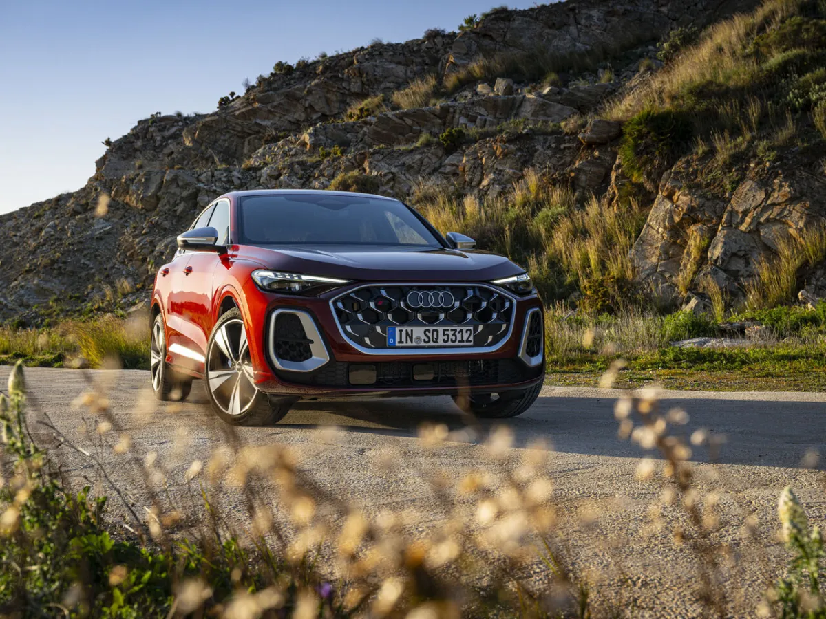 Prenájom Audi SQ5 Sportback — športové SUV kupé so 367 koňmi v dlhodobom prenájme