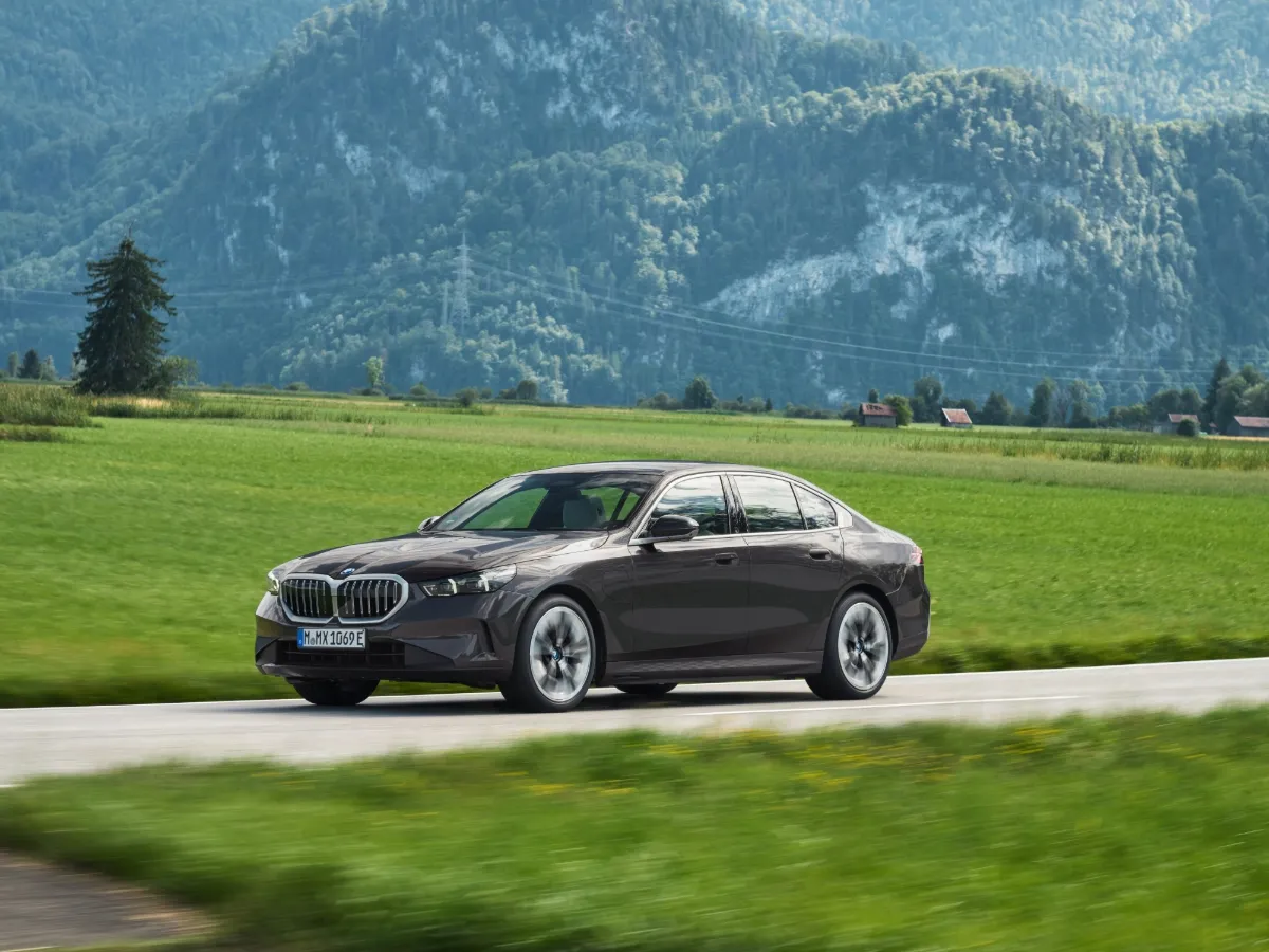 BMW 520i — nové auto z Nemecka