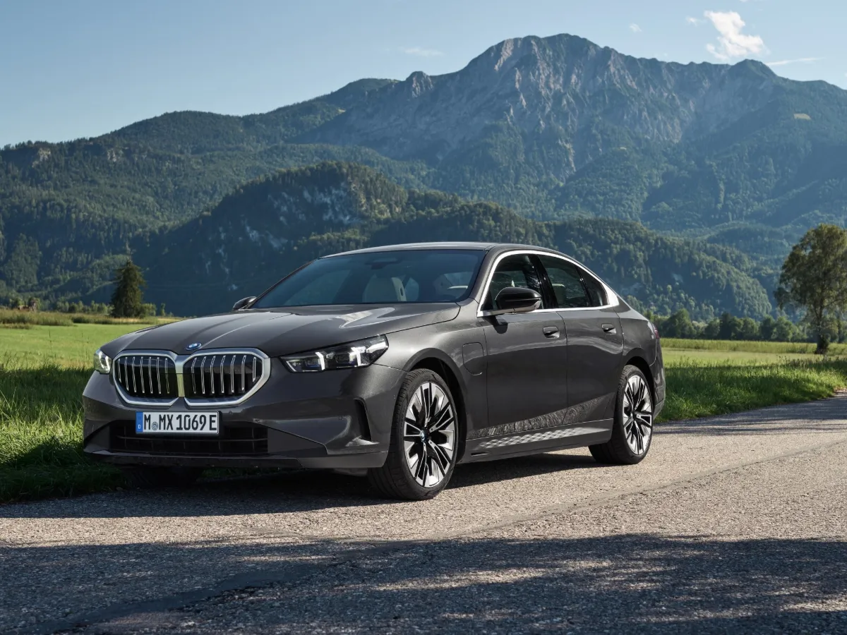 Nové BMW radu 5 — individuálna objednávka z Nemecka