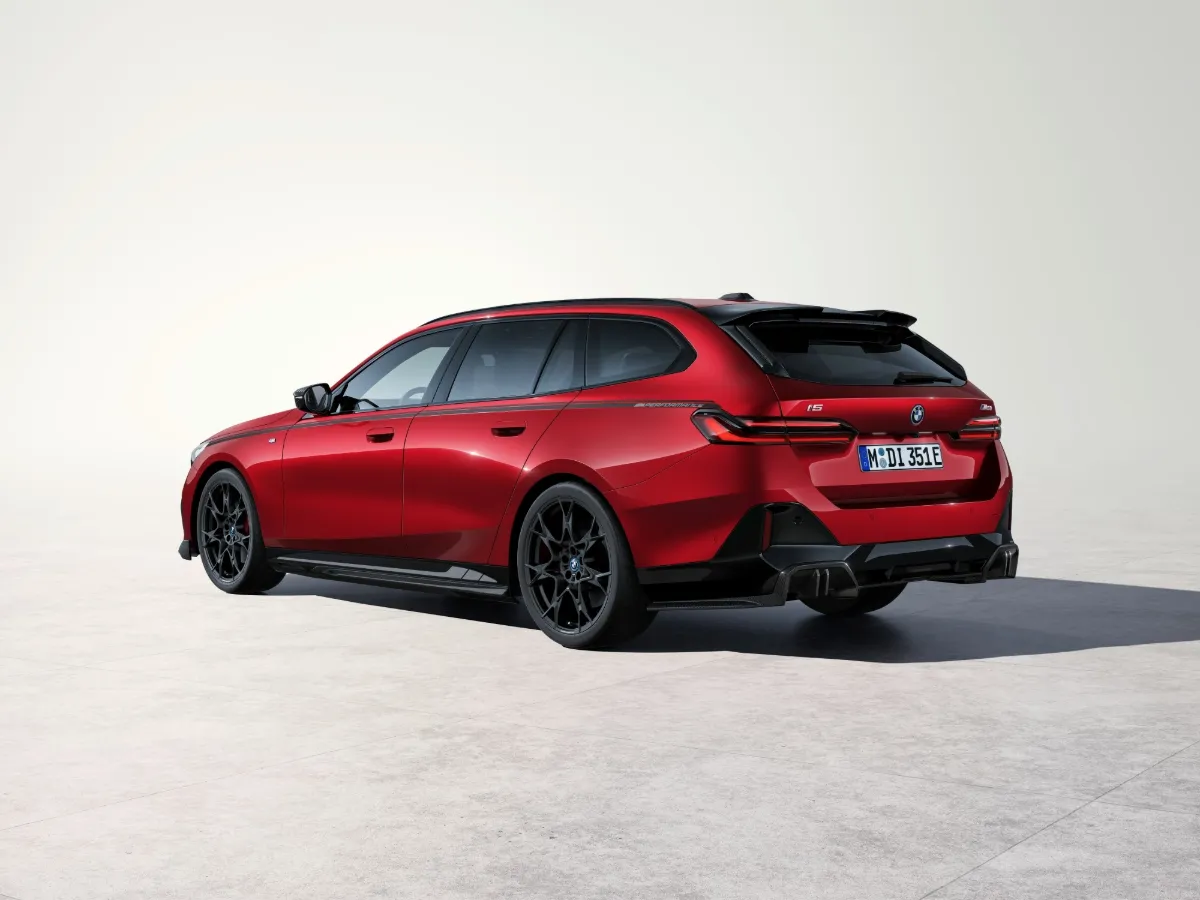 BMW rad 5 Touring, pohľad zozadu