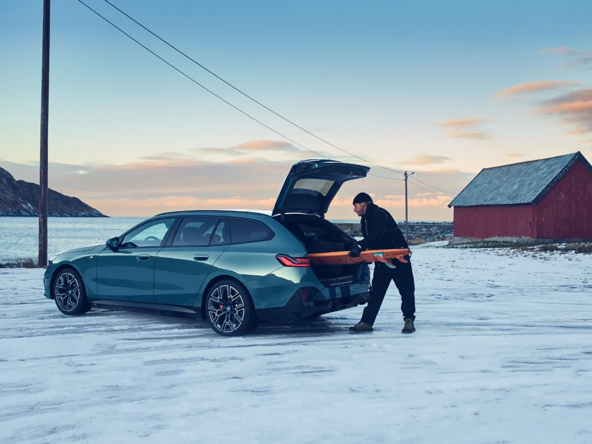 Batožinový priestor BMW radu 5 Touring pri používaní