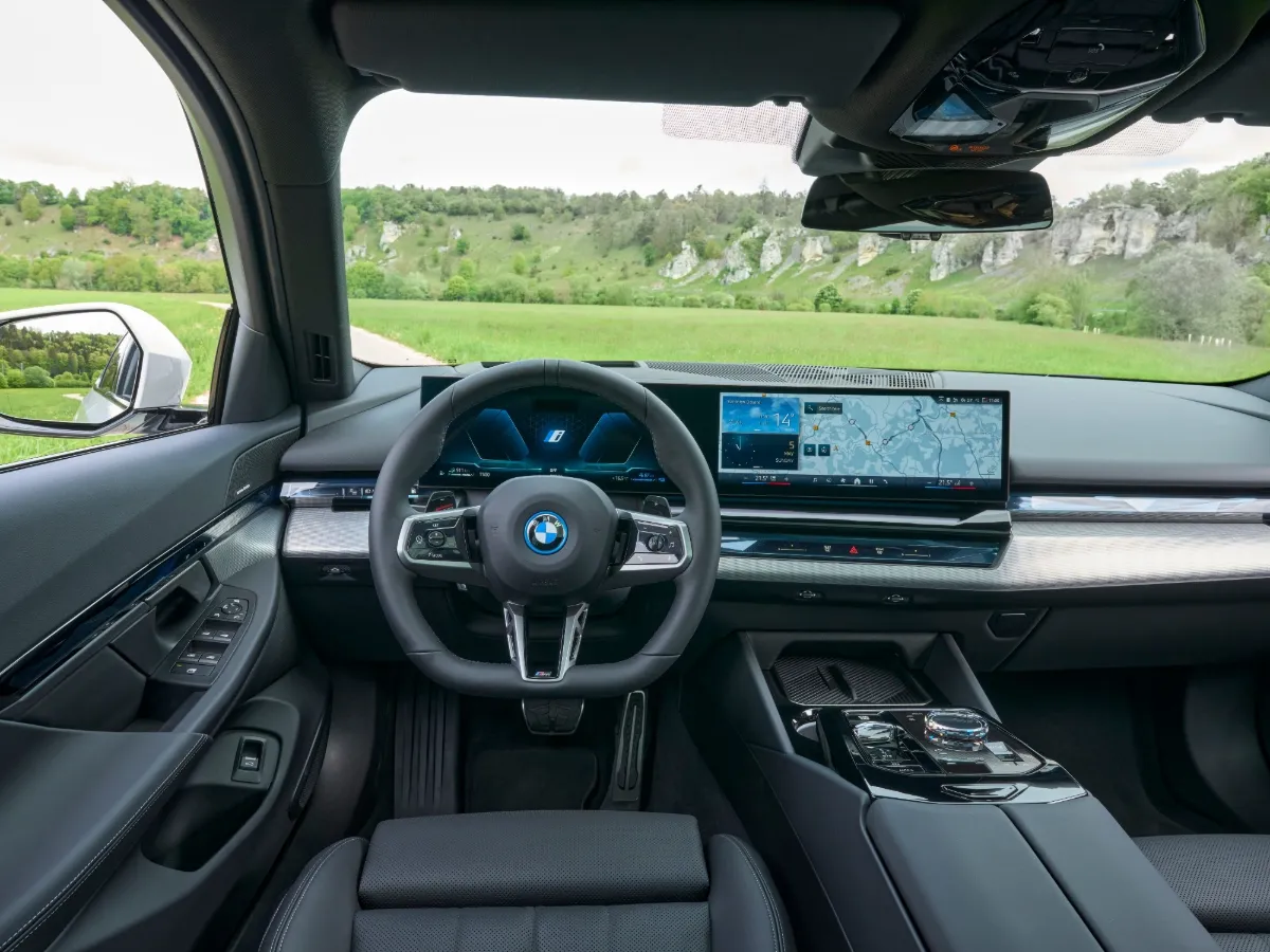 Interiér BMW radu 5 Touring