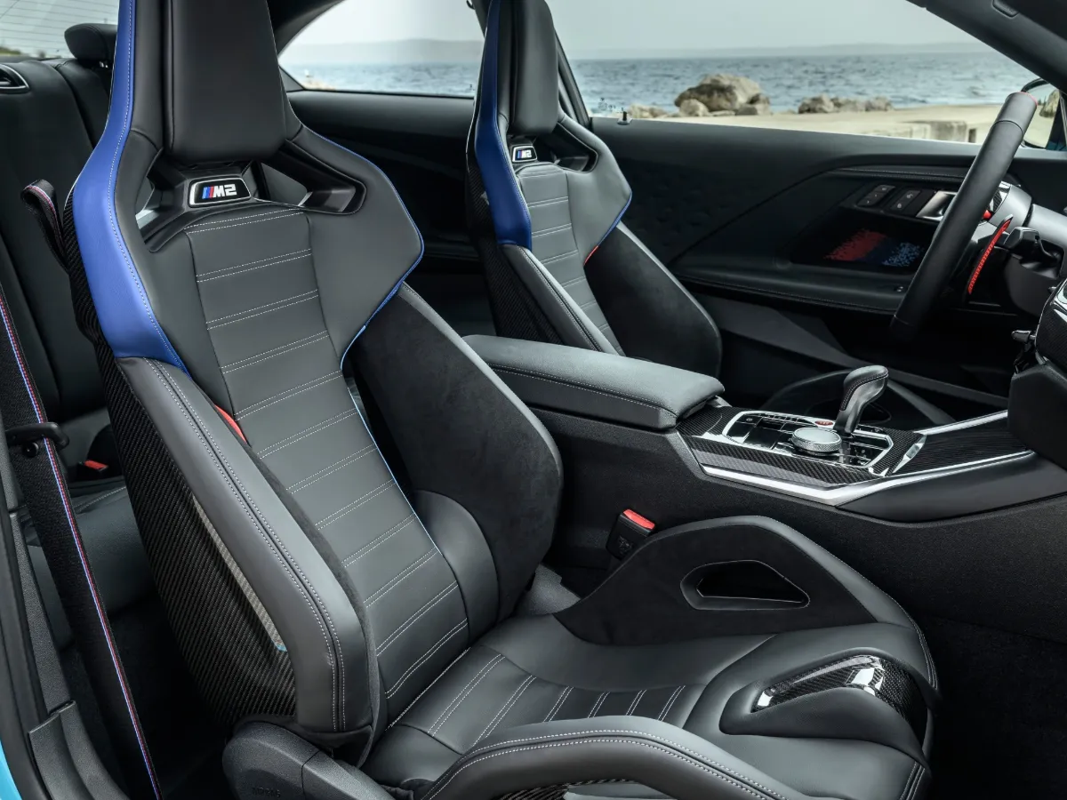 Športové sedadlá M v BMW M2