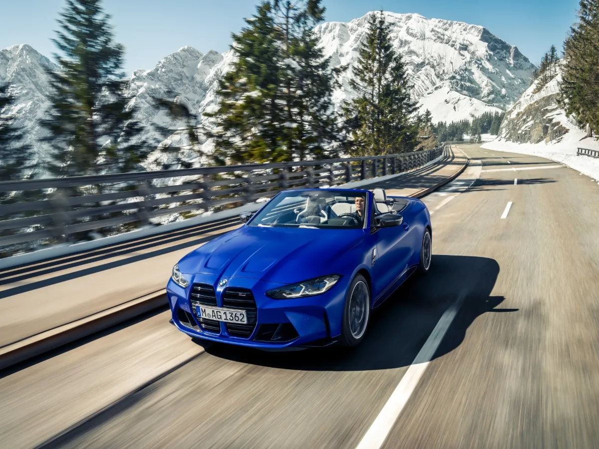 BMW M4 Competition Cabrio M xDrive — Neuwagen aus Deutschland