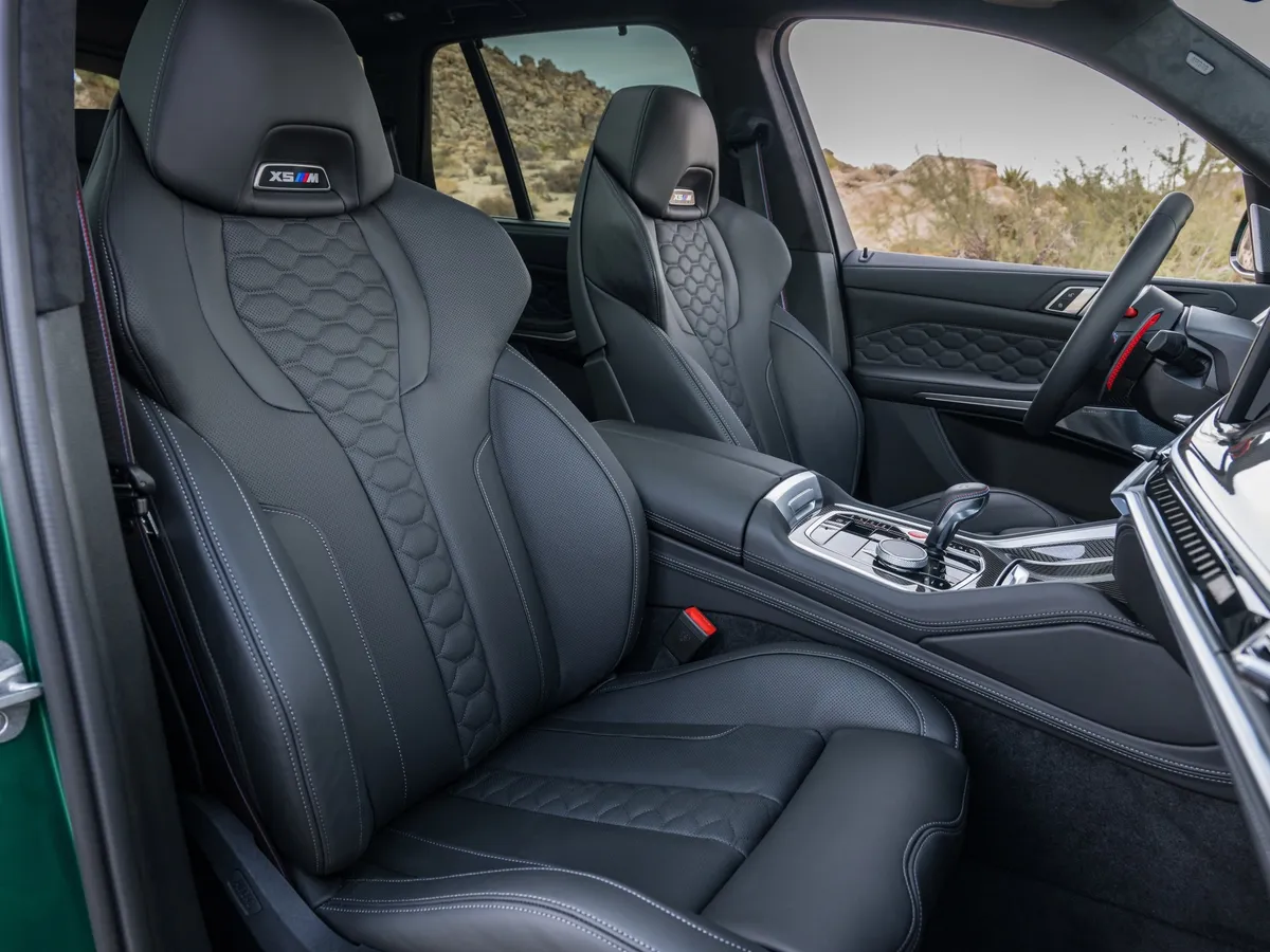 BMW X6 M Competition Innenraum