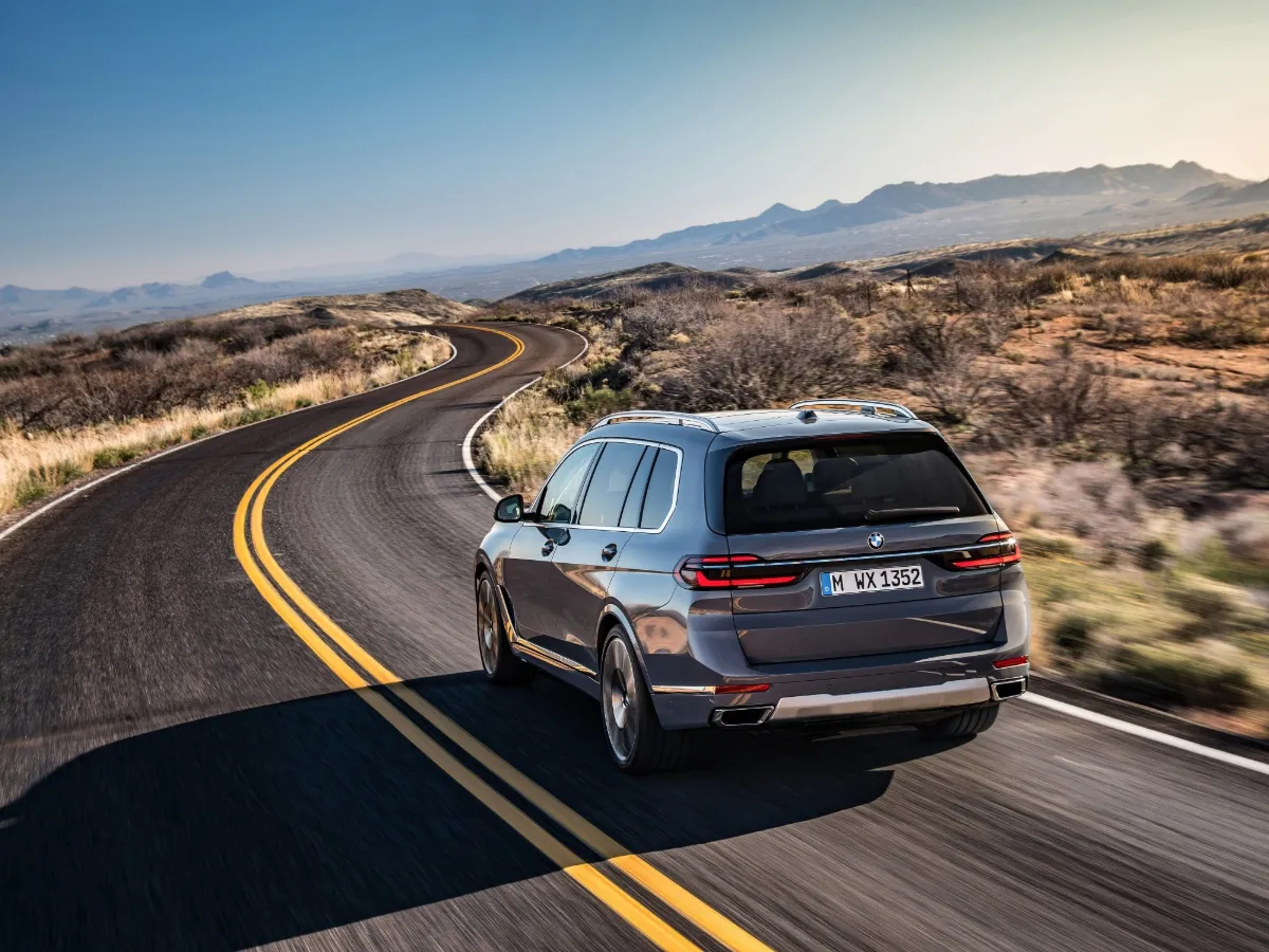 BMW X7 xDrive40d — nové auto z Nemecka
