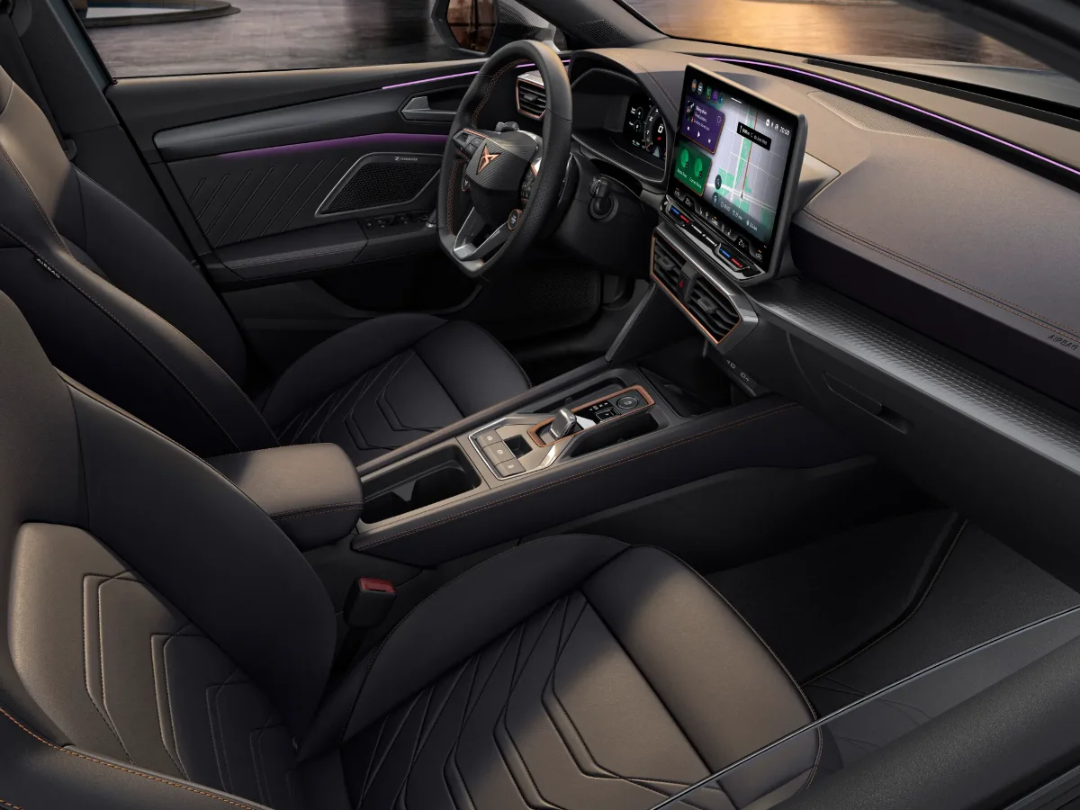 CUPRA Leon Sportstourer — Innenraum, Sportsitze