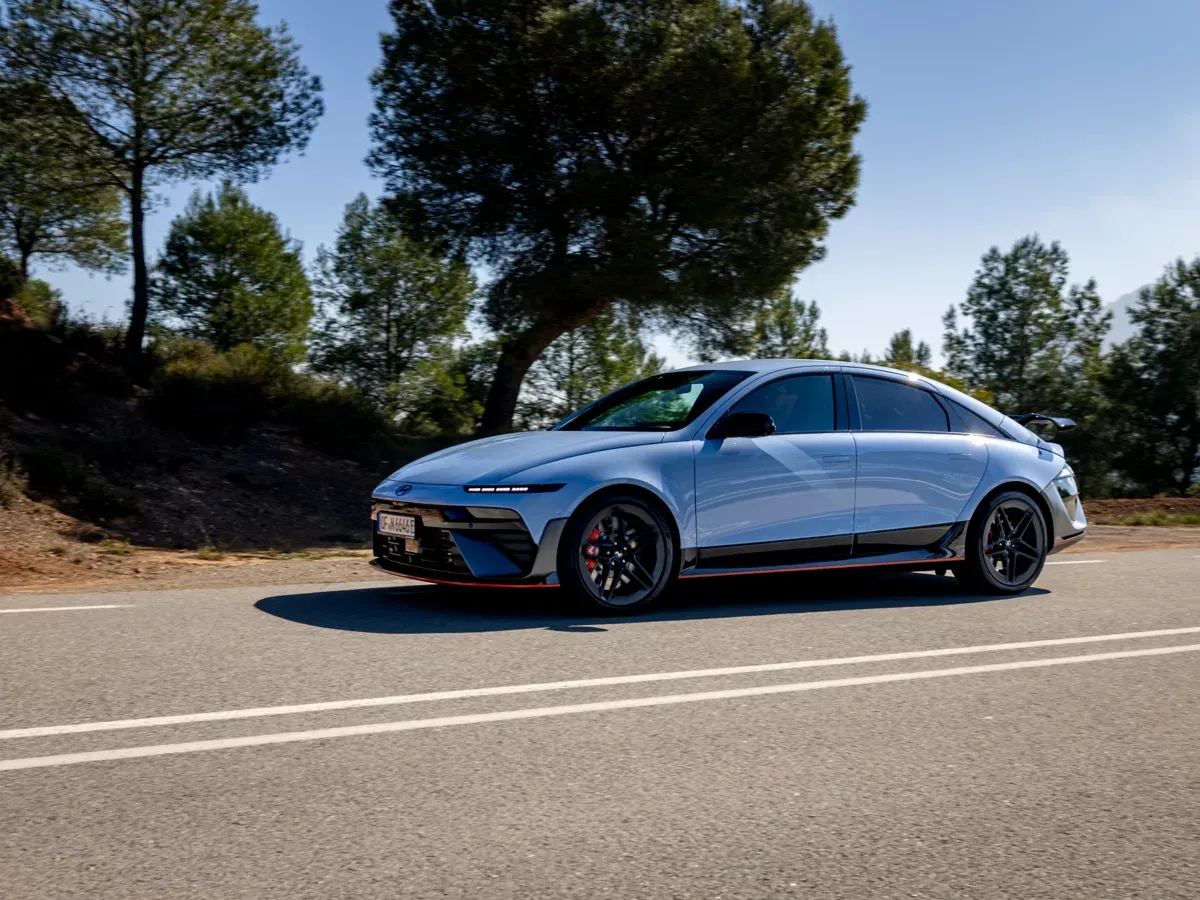 Hyundai IONIQ 6 N — Frontansicht