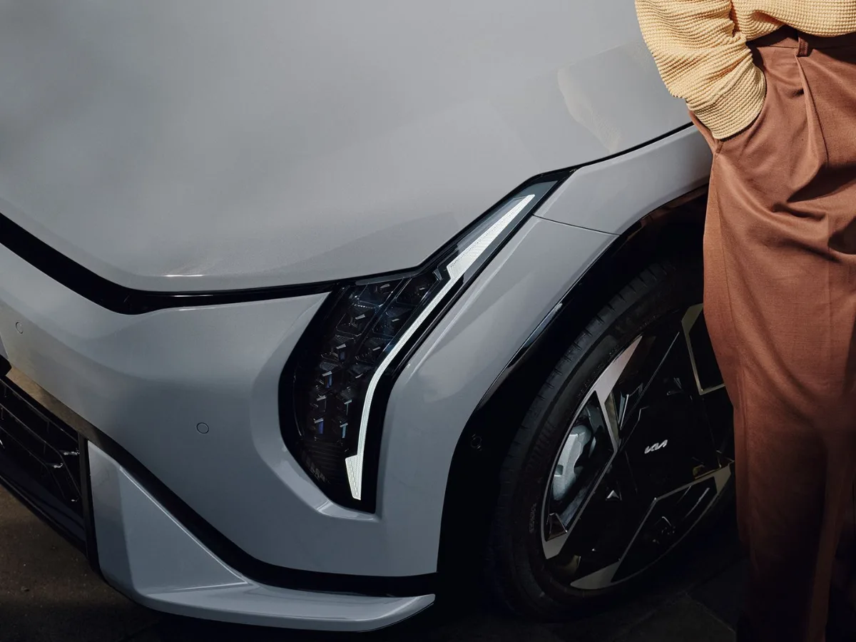 Kia EV4 LED-Scheinwerfer