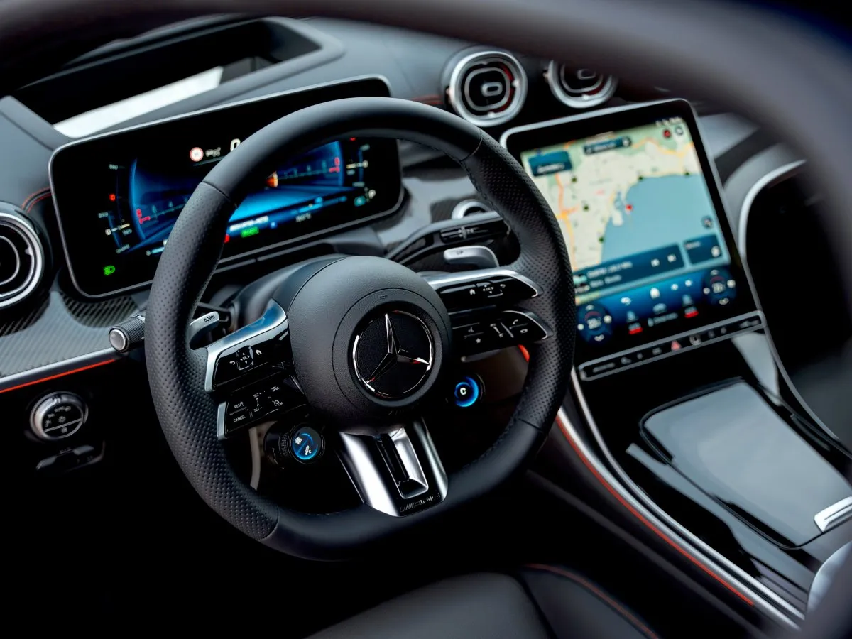 Mercedes-AMG triedy C — interiér