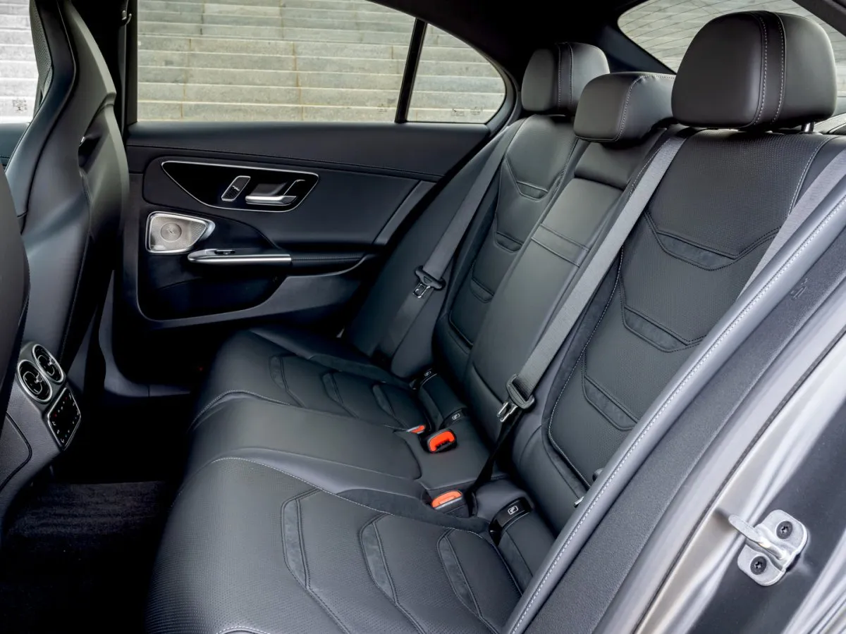Mercedes-AMG C-Class Estate rear seats