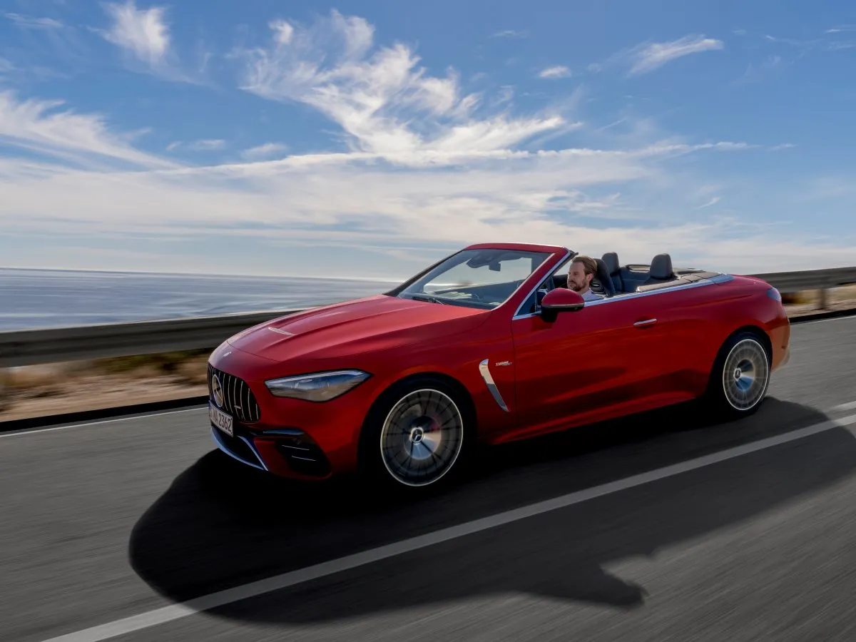 Mercedes-AMG CLE Cabrio in der Kurve