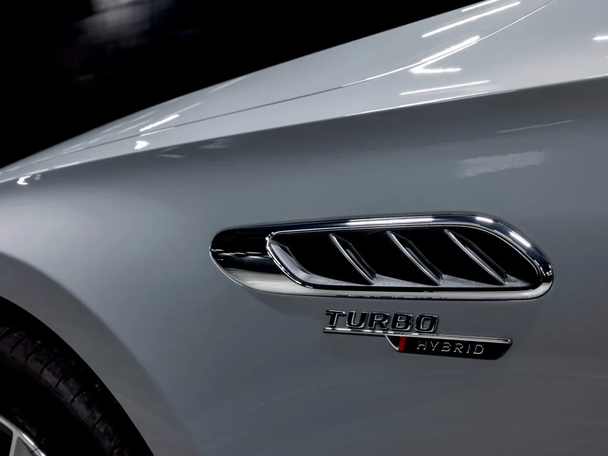 Mercedes-AMG Trieda E T-Modell — exteriér